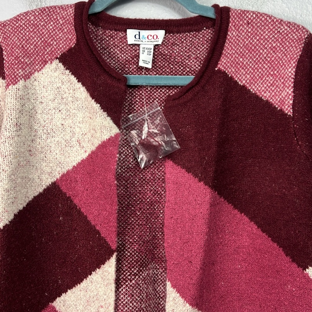 Denim & Co Jacquard Wine Pink  Open Front Long Cardigan Sweater XXS Petite NWOT - Picture 3 of 9